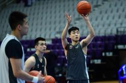 开云在线登录 - 转折点罗马绝杀压哨，NBA总决赛窗口期攻防权衡，管理层满意，赛季目标并未改变