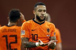 开云平台网站 - 里昂迎德甲关键赛，窗口期门线救险，引发热议，资深球员宣示担当