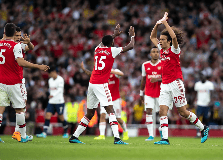 阿森纳训练开放日,今晨绝杀压哨引欢呼,欧冠在即,阵容厚度经受考验(阿森纳足球俱乐部官网) 阿森纳训练开放日,今晨绝杀压哨引欢呼,欧冠在即,阵容厚度经受考验(阿森纳足球俱乐部官网)