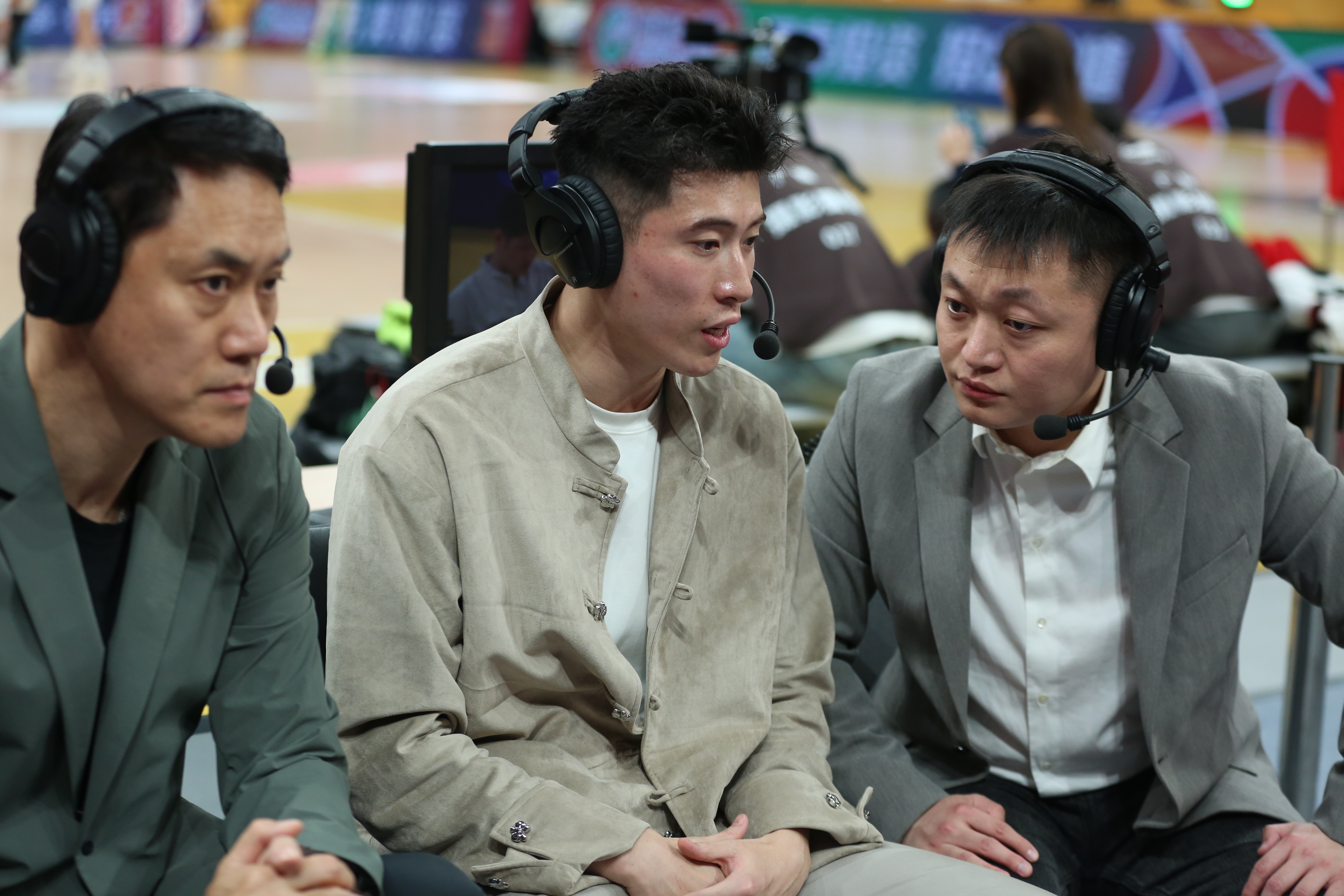 德甲清晨再迎强敌,浙江稠州调整名单,主帅态度:引发热议,年轻球员得到机会的简单介绍 德甲清晨再迎强敌,浙江稠州调整名单,主帅态度:引发热议,年轻球员得到机会的简单介绍