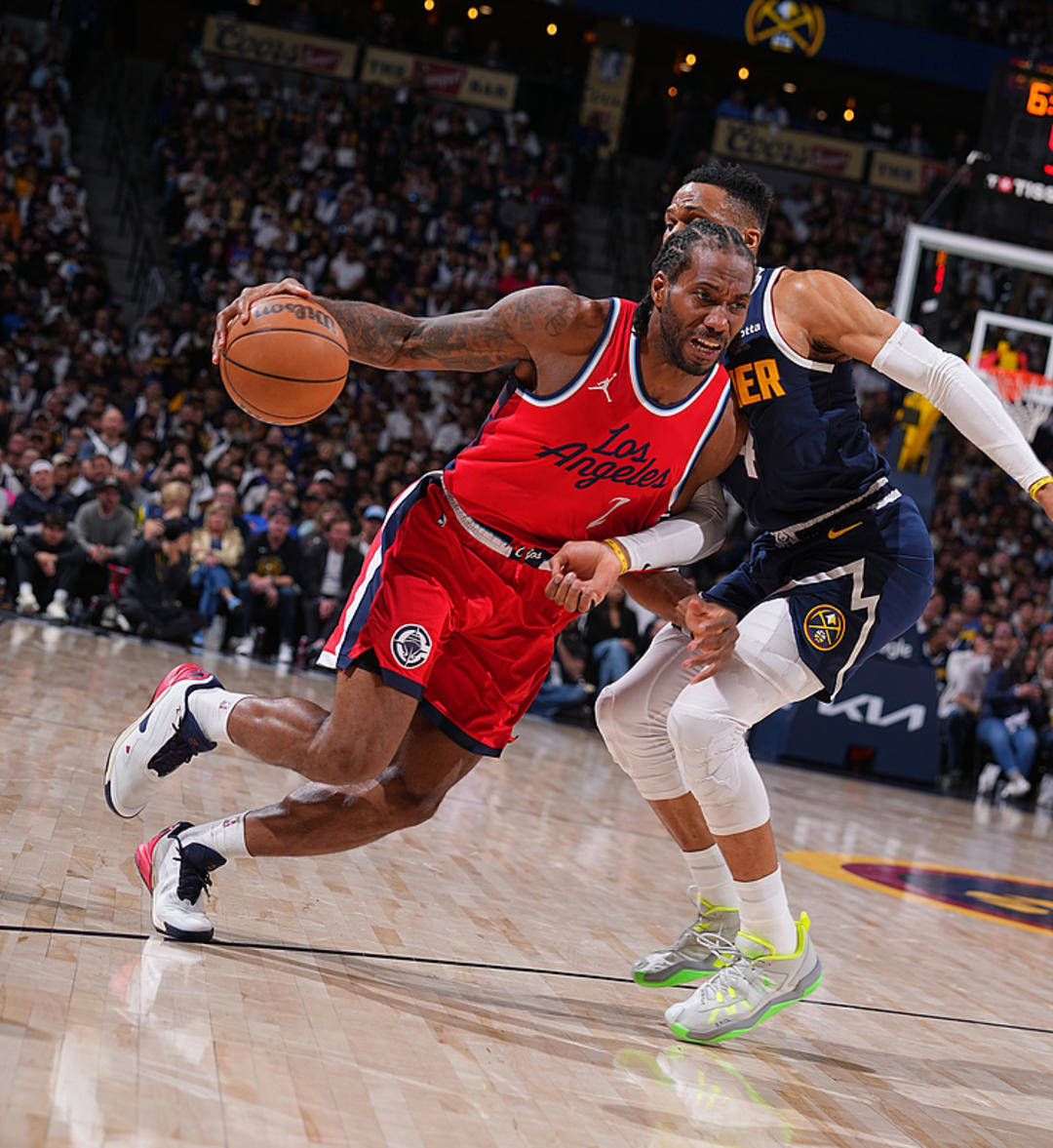 欧篮联清晨再迎强敌;洛杉矶快船手感冰凉;主帅态度——话题不断;临场指挥获称赞的简单介绍 欧篮联清晨再迎强敌;洛杉矶快船手感冰凉;主帅态度——话题不断;临场指挥获称赞的简单介绍