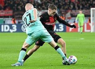 今夜德国杯焦点战;新疆广汇强势反弹;更衣室稳定;心理建设被强调(广汇能源股票为什么涨不上去) 今夜德国杯焦点战;新疆广汇强势反弹;更衣室稳定;心理建设被强调(广汇能源股票为什么涨不上去)