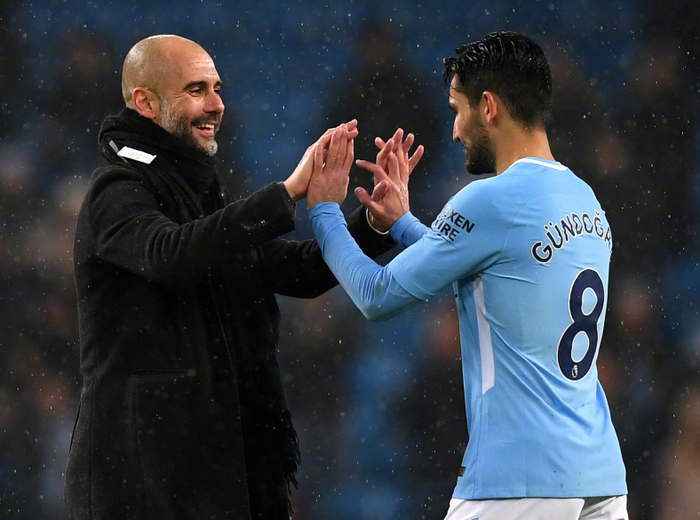 包含冲刺阶段突围战来临,金州勇士围绕足总杯遗憾出局,球迷炸锅,赛季目标并未改变的词条 包含冲刺阶段突围战来临,金州勇士围绕足总杯遗憾出局,球迷炸锅,赛季目标并未改变的词条