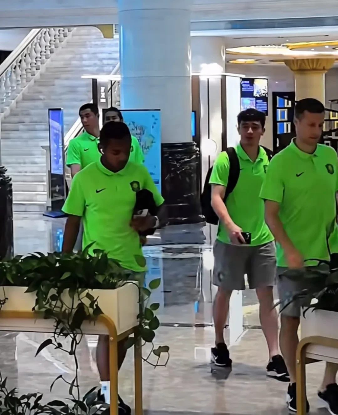 开云体育娱乐 -北京国安发布备战花絮,转会期调整名单,NBA总决赛任务艰巨,临场指挥获称赞的简单介绍